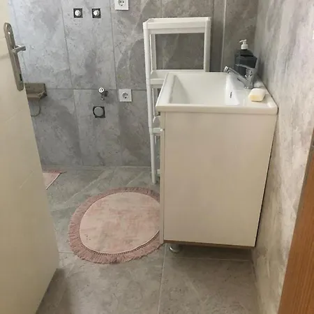 Cozy Flat With Shared Pool And Balcony In Dalaman, Mugla Apartament